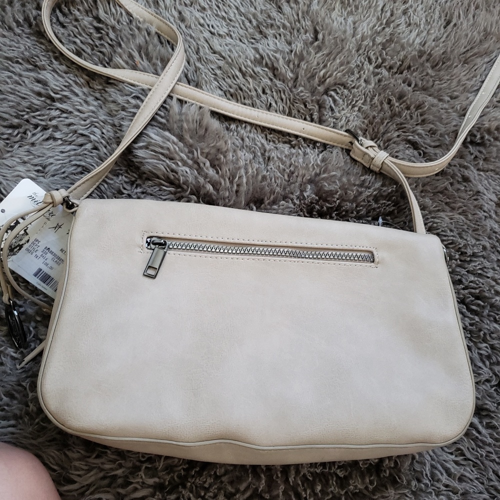 Purse - Picture 2 of 4